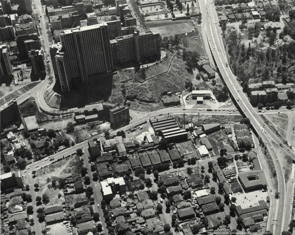 Saratoga Ave after the Harrow Road flyover but before Ponte was built in 1975