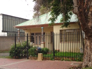 Remaining house on Buxton str 2011