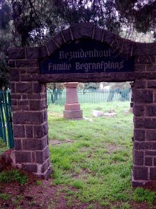 Bezuidenhout cemetary gates 2011