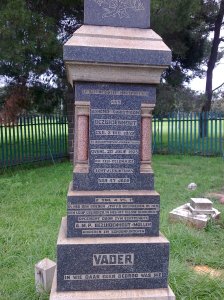 BC Bezhuidenhout grave stone