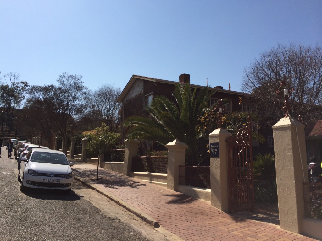 Tsessebe House modern