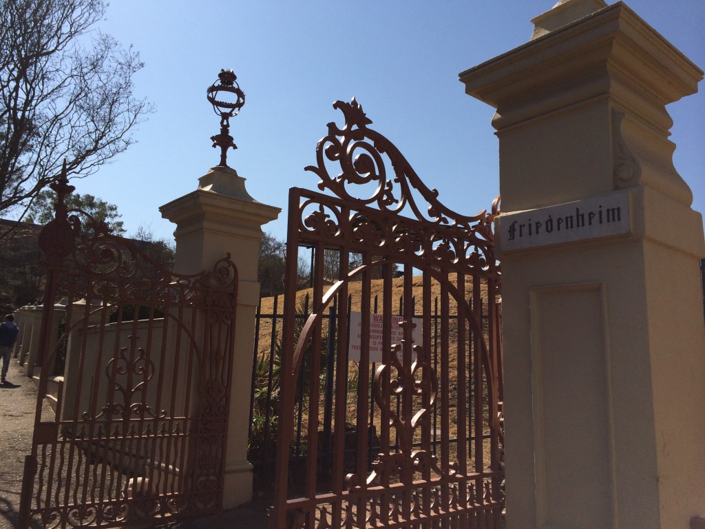 Friedenheim gates 2014
