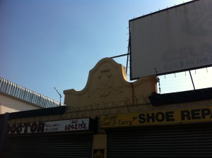 Old facade Commissioner Street