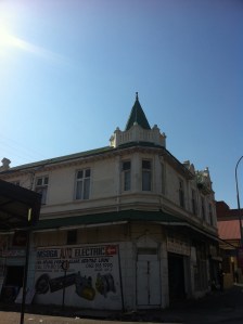 Old building Commissioner Street