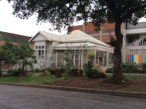 Really well-preserved tin & brick house in Lorentzville 2014