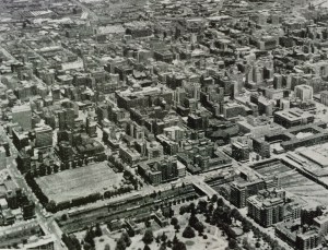 This aerial shot of the Union Ground is from the 1960s and shows the gallery and part of Joubert Park