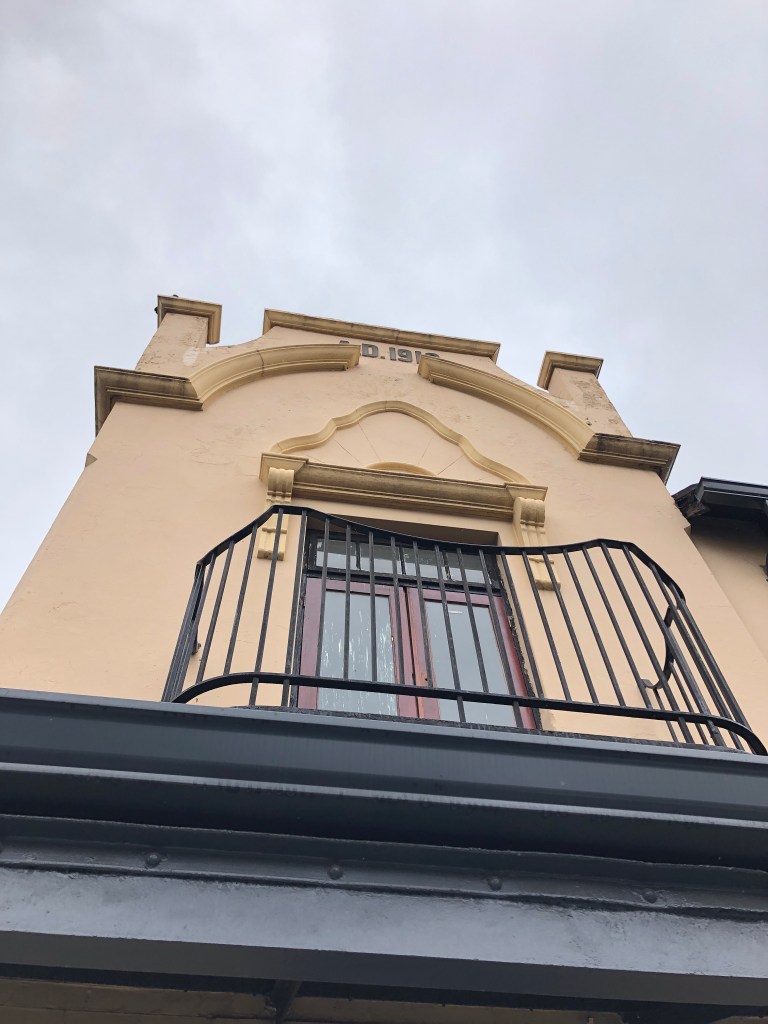 Fordsburg hotel blacony